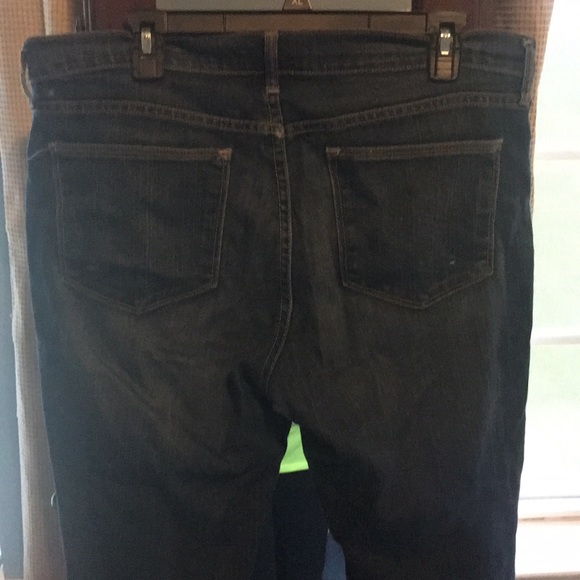 Old Navy Flirt Jeans - Picture 3 of 7